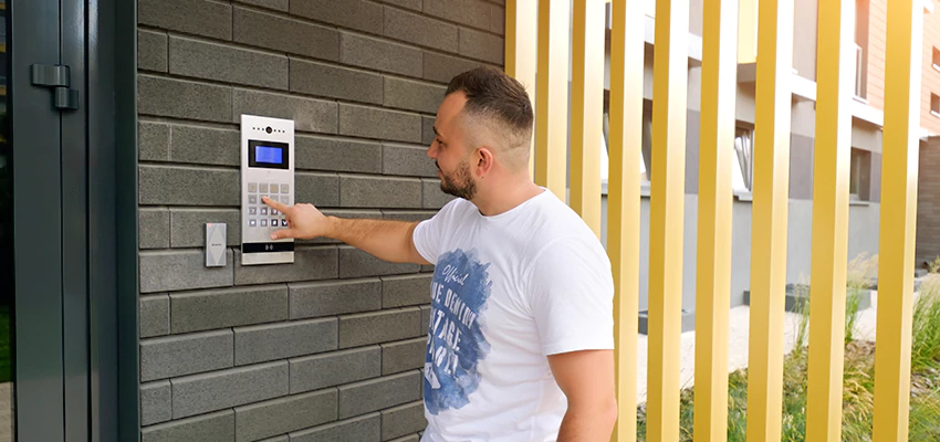 Locksmith Company For Smart Lock System Installation in Carson, California